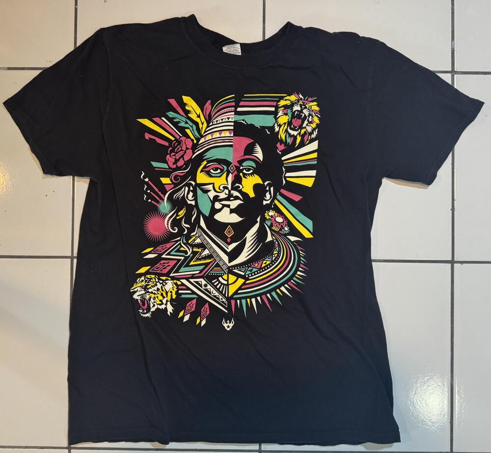 Gildan Shirt Mens Large Black Tribal Warrior Lion Tiger Graphic Tee Colorful Art